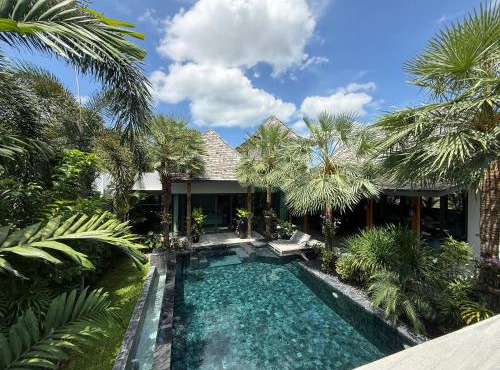 Royal Kinnara Villa Private Pool Gym and Cinema in Phuket