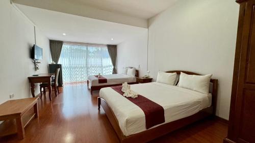 Baan Suan Khun Ta and Golf Resort in Ubon Ratchathani