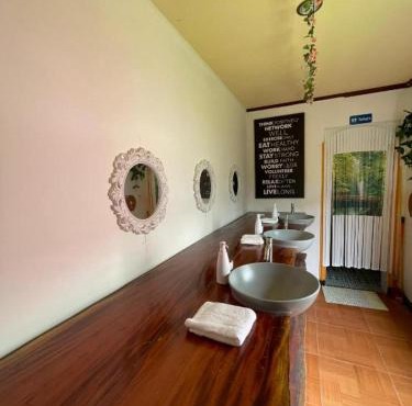 Passion Nai Harn Guesthouse