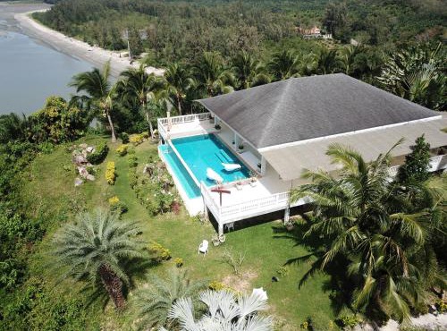 The Sunny Hill Pool Villa Panoramic Sea Views in Sikao