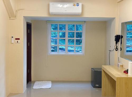 Easy Hotel - 1 min Train Station in Hat Yai