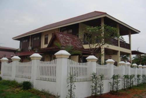 Keerawan House Rim Khong in Ban Wat Luang