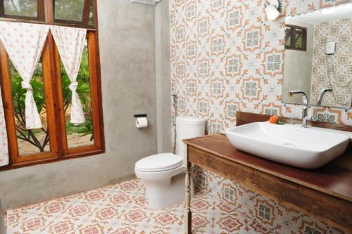 Phu-Anna Eco House in Hot