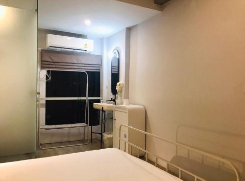 Bedspread Hostel in Bangkok
