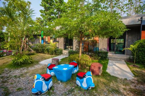 BR2 House Resort