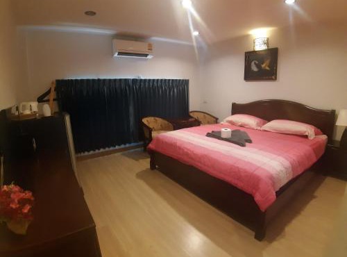 Nong Nuey Rooms in Ko Samed