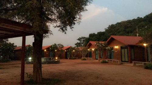 Khao Khaeb Resort Pak Chong