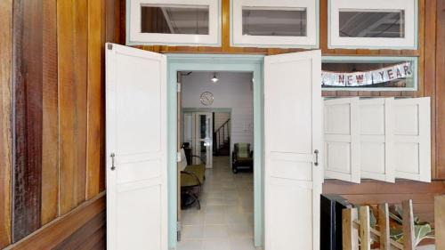 Home & Hashery Boutique House