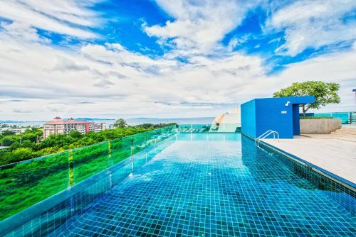 Acqua - 100 meters from Jomtien Beach